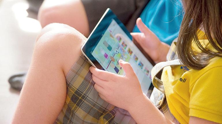 5 hours Daily Screen Time in 84% of Obese  children group- Study